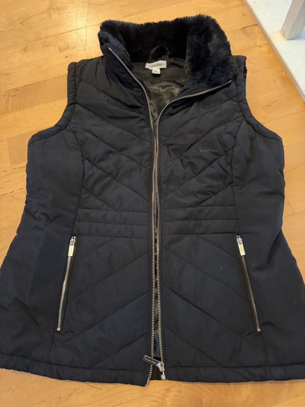 Calvin Klein Women's Black Quilted Vest with Faux-Fur Collar